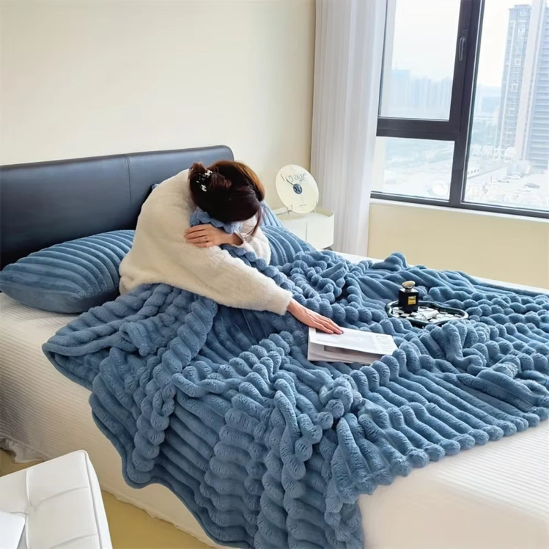 Soft & Delicate Blanket Large Plush Ribbed Throw Warm Cozy Anti-Static Sofa Blanket Lightweight Bed Blanket Multi-Functional