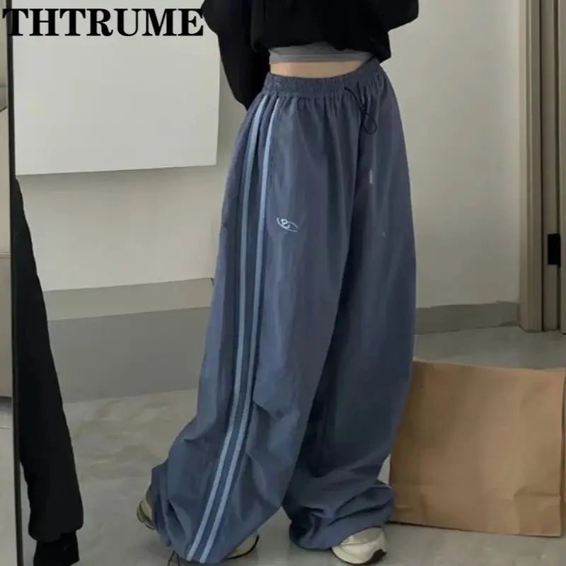 Vintage Wide-Leg Cargo Pants